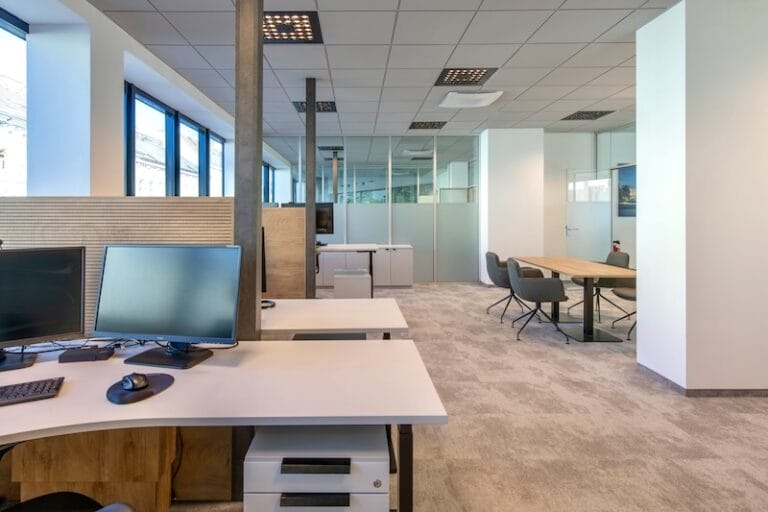 Offene Büroräume
