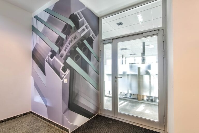 Ein neuer Eingangsbereich Fa. AluKönigStahl in Wien