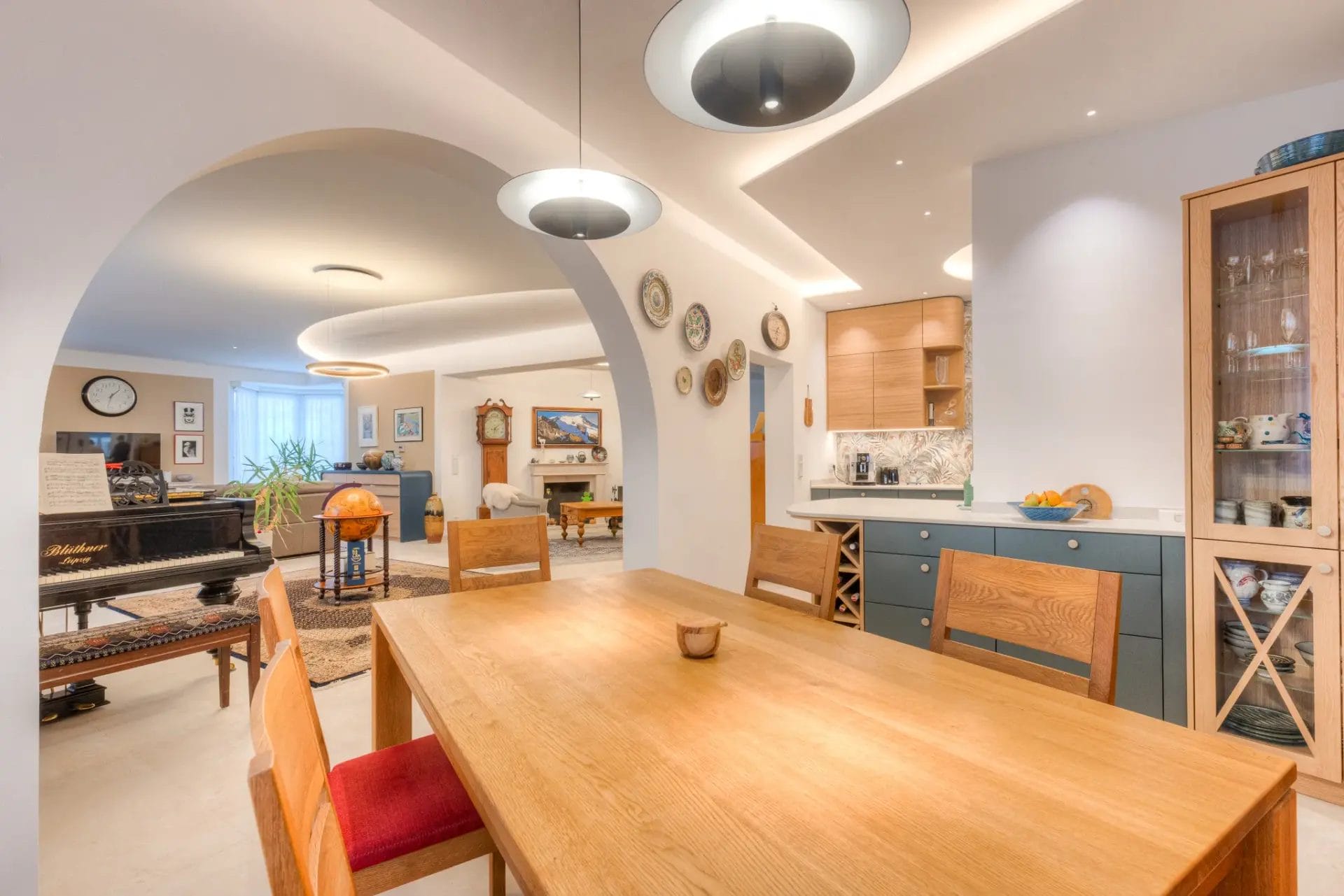 Verschmelzung von unterschiedlichen Stilen zu einer kompletten WohnraumTransformation